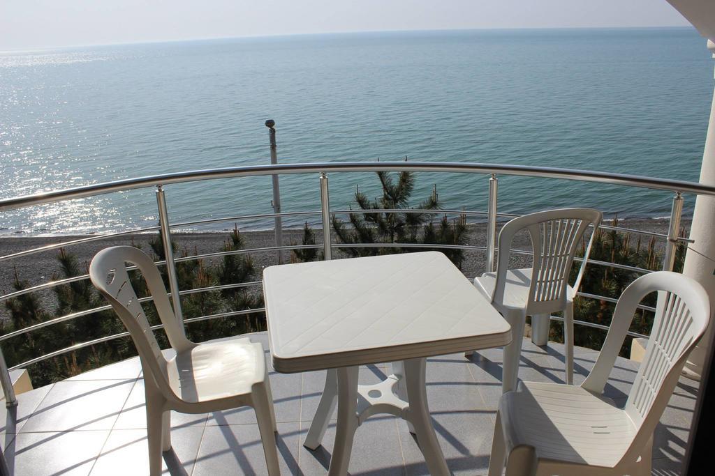 Festina Lente Hotel Kobuleti Exterior foto