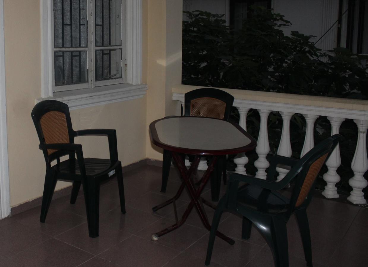 Festina Lente Hotel Kobuleti Exterior foto